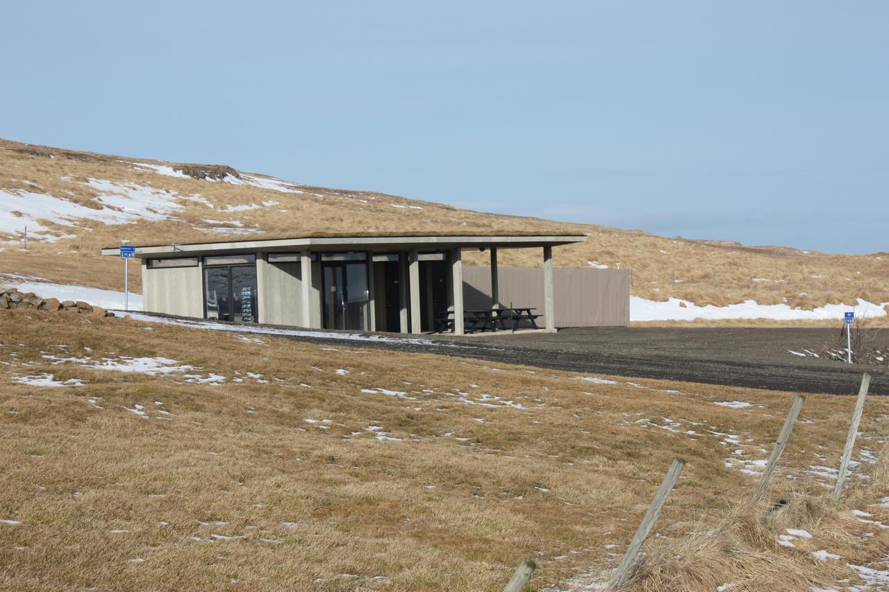 Osar Hostel Tjorn Bagian luar foto